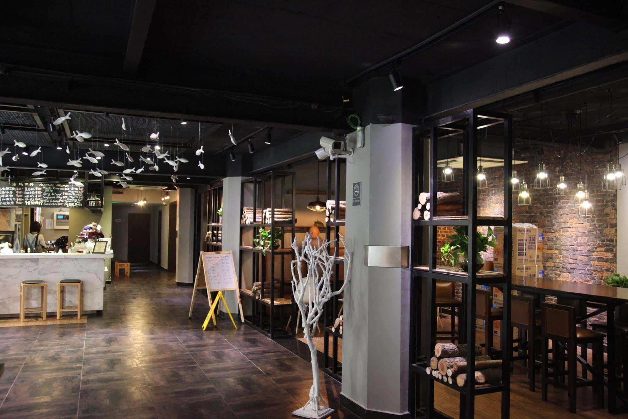 Shanghai Fish Inn East Nanjing Road Екстериор снимка