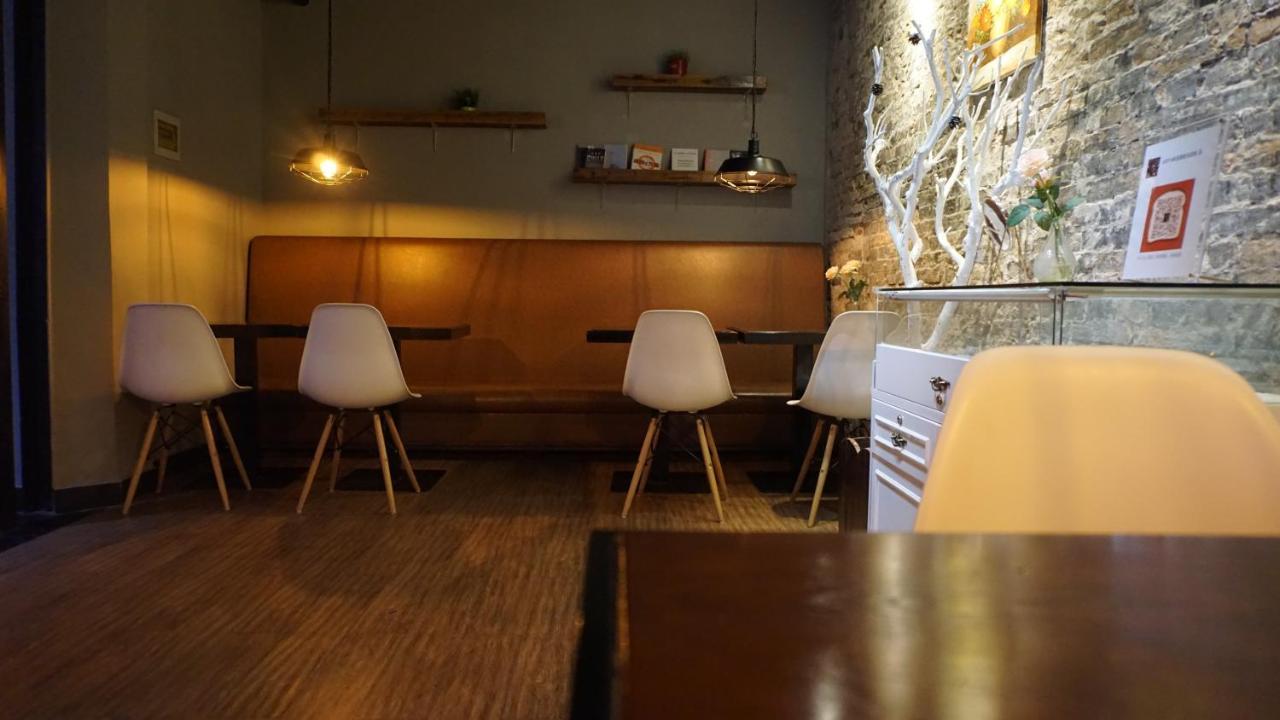 Shanghai Fish Inn East Nanjing Road Екстериор снимка