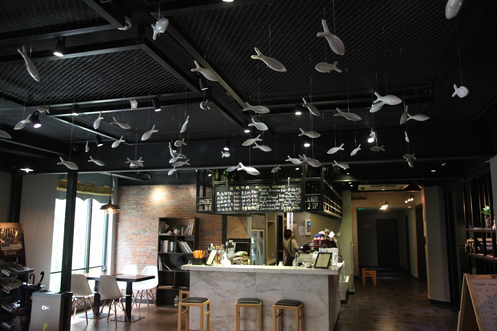 Shanghai Fish Inn East Nanjing Road Екстериор снимка